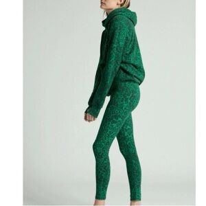 Ragdoll LA Cheetah / Leopard Animal Print Apple Green Leggings